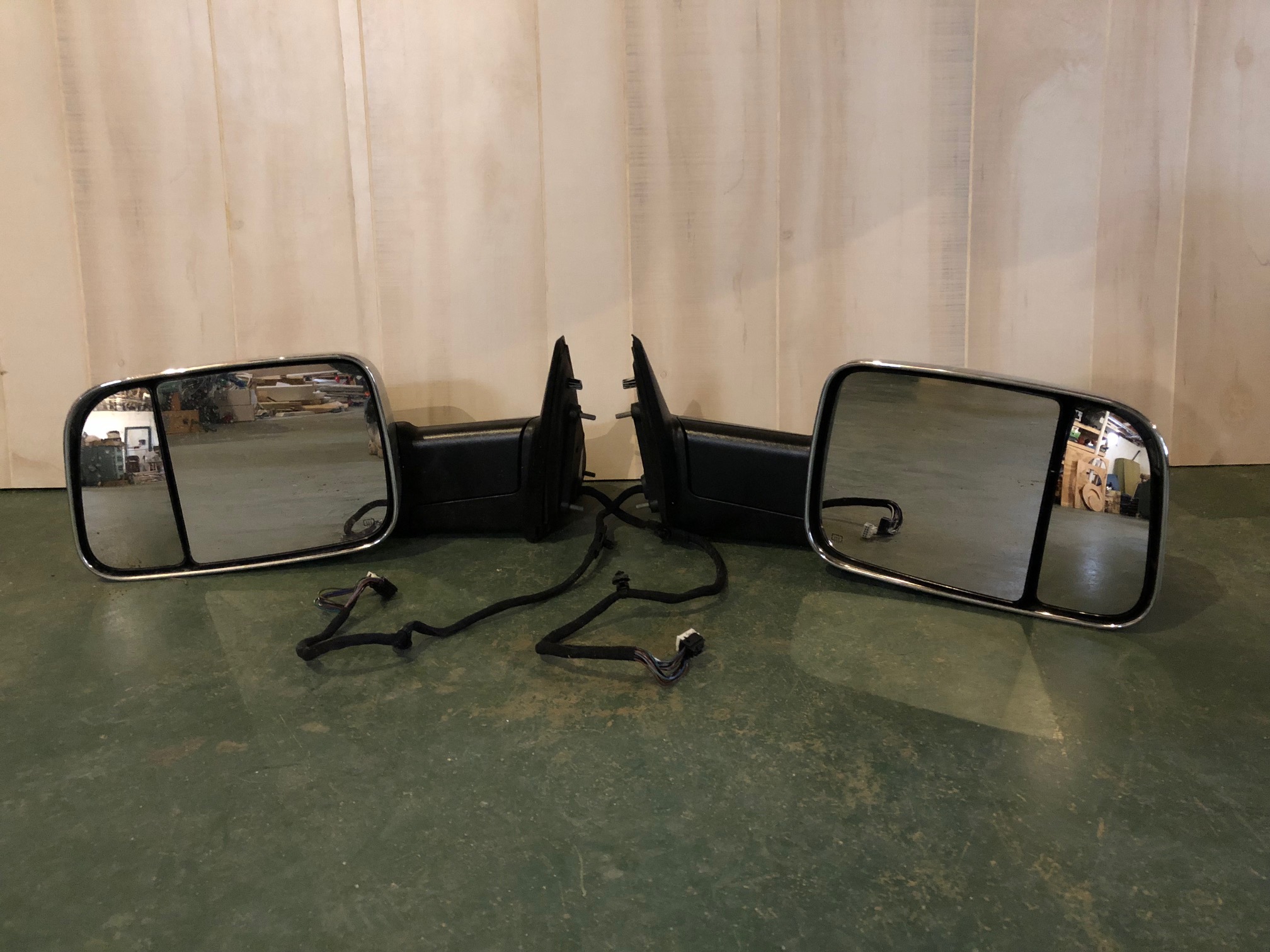 2013 Dodge Ram Tow Mirrors